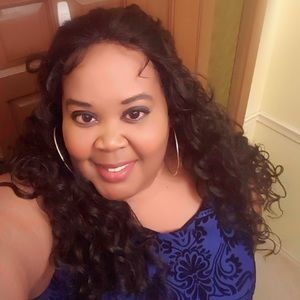 Meet your Posher, Rose